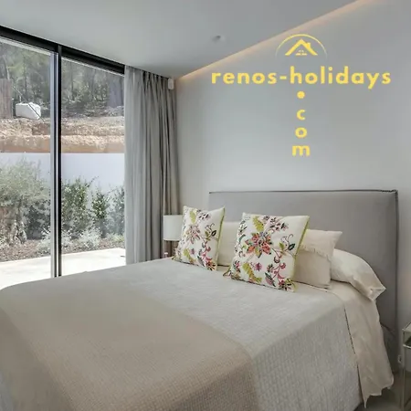 Holiday home Luxxury With Pool Santa Eularia des Riu